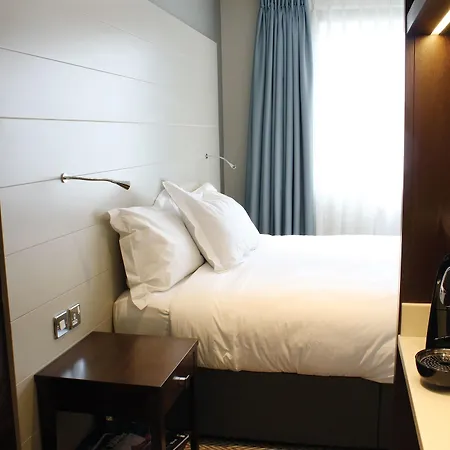North Lakes And Hotel 4*