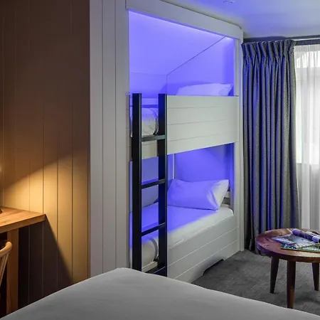 Hotel North Lakes And