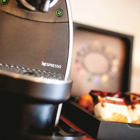 North Lakes And Szálloda