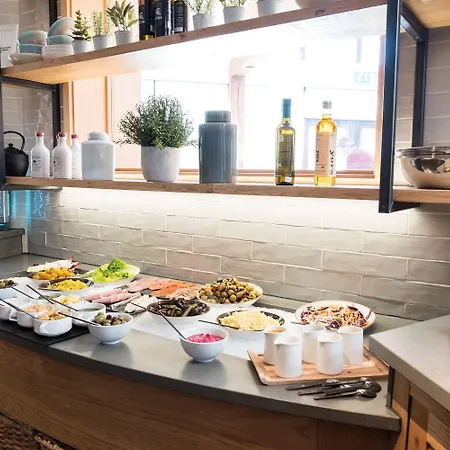 Hotel North Lakes And Penrith