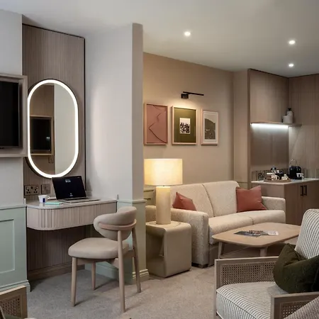 North Lakes And 4* Penrith