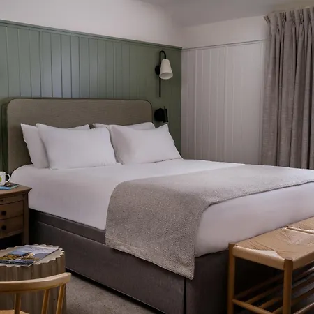 North Lakes And Penrith