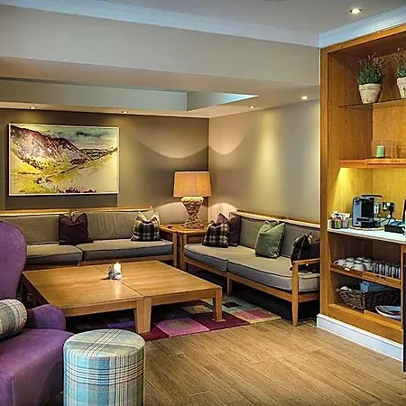 Hotel North Lakes And 4*