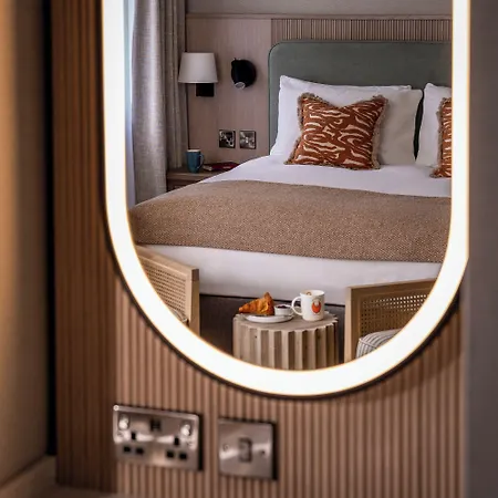 North Lakes And Hotell 4*