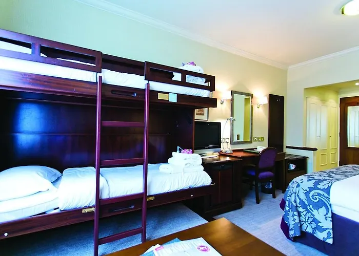 North Lakes And فندق