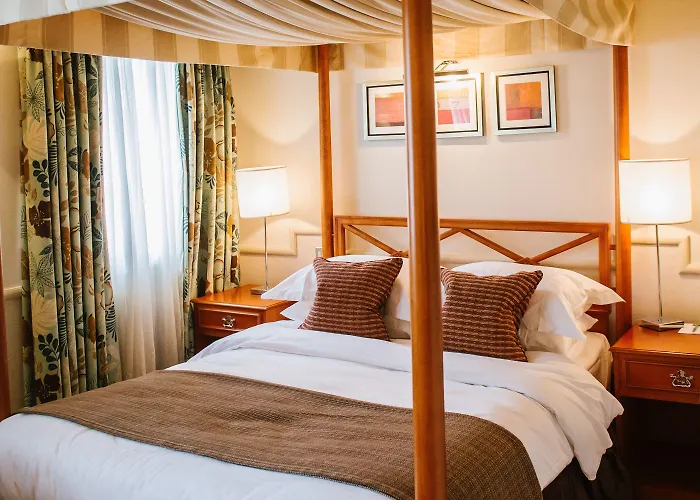 Hotel North Lakes And 4*