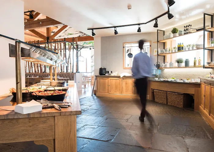 Hotel North Lakes And Penrith