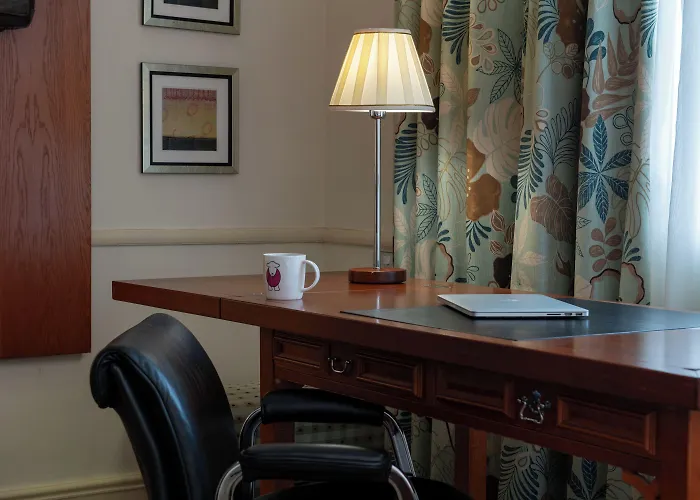 فندق North Lakes And 4*