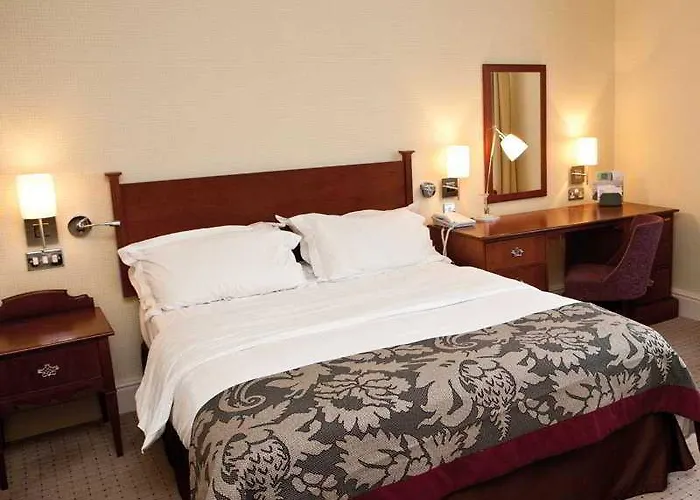 North Lakes And بنريث