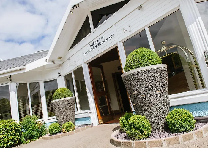 North Lakes And Hotel 4*