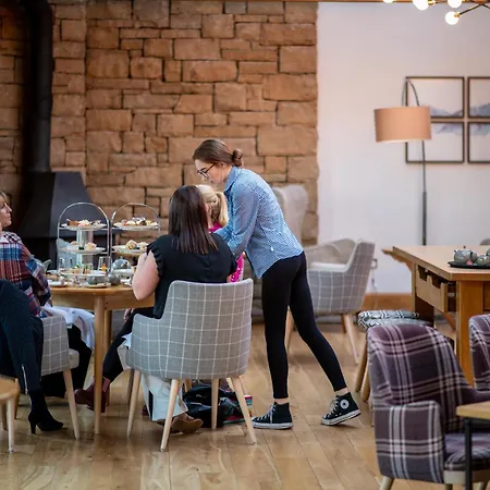 North Lakes And Hotel Penrith