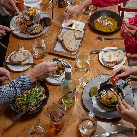 North Lakes And Penrith