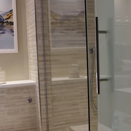 Hotel North Lakes And Penrith