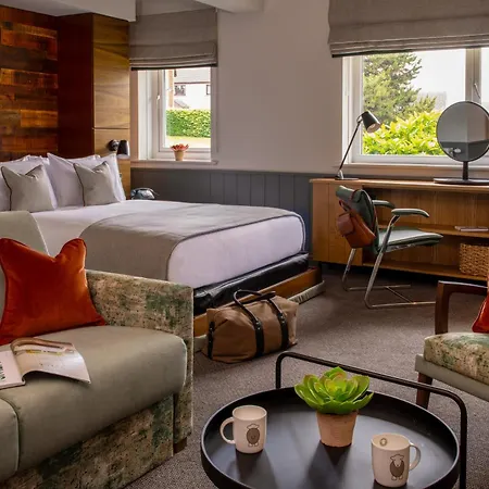 North Lakes And 4* Penrith