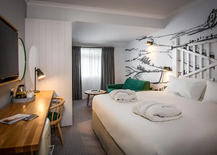 Hotel North Lakes And