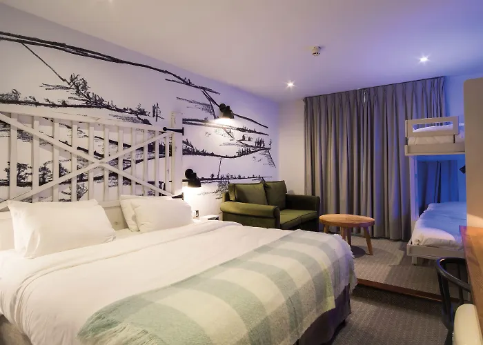 Hotel North Lakes And 4*